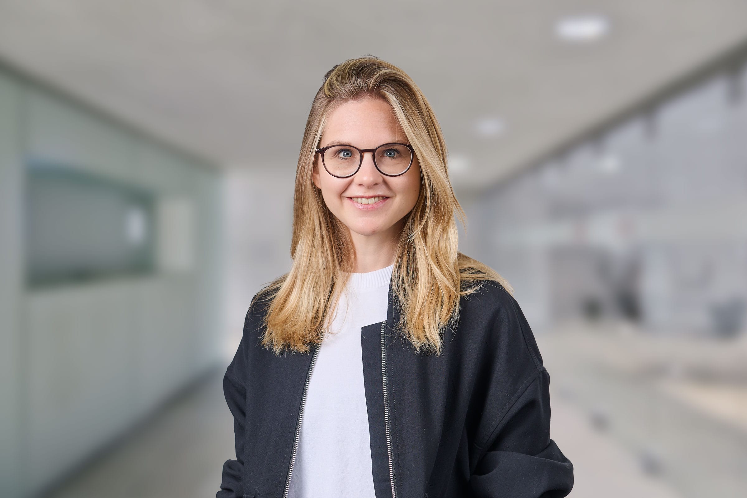 Portrait Jennifer Steffen HWZ